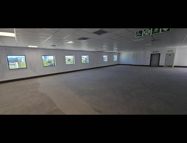 BUSINESS PROPERTY TO RENT IN VORNA VALLEY